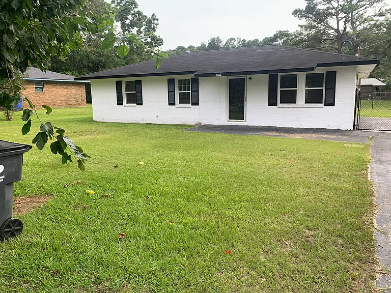 3791 New Hope Rd — Photo 1