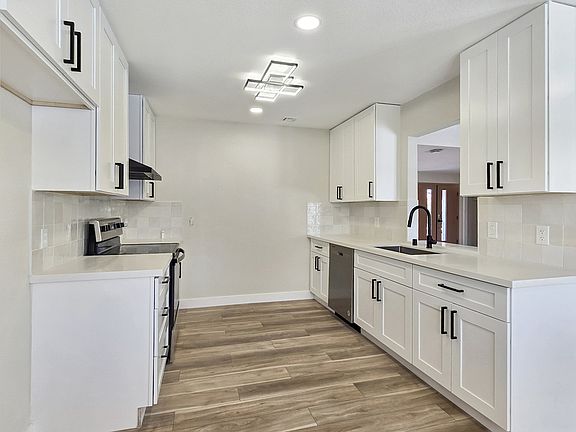 2nd image of 8201 W Hammer Ln Unit A