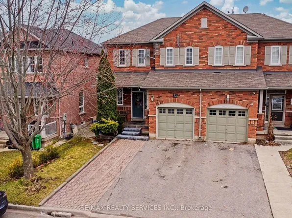 32 Ashdale Rd, Brampton, ON L6Y 5M7