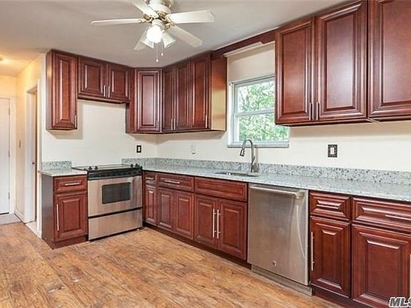 4th image of 129 Norfleet Ln