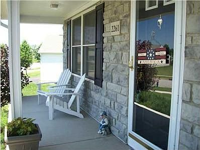 5th image of 2261 Landcrest Dr