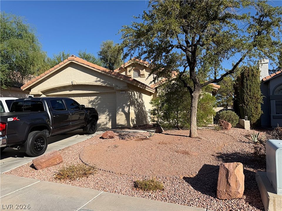 1st image of 227 Camelback Ridge Ave