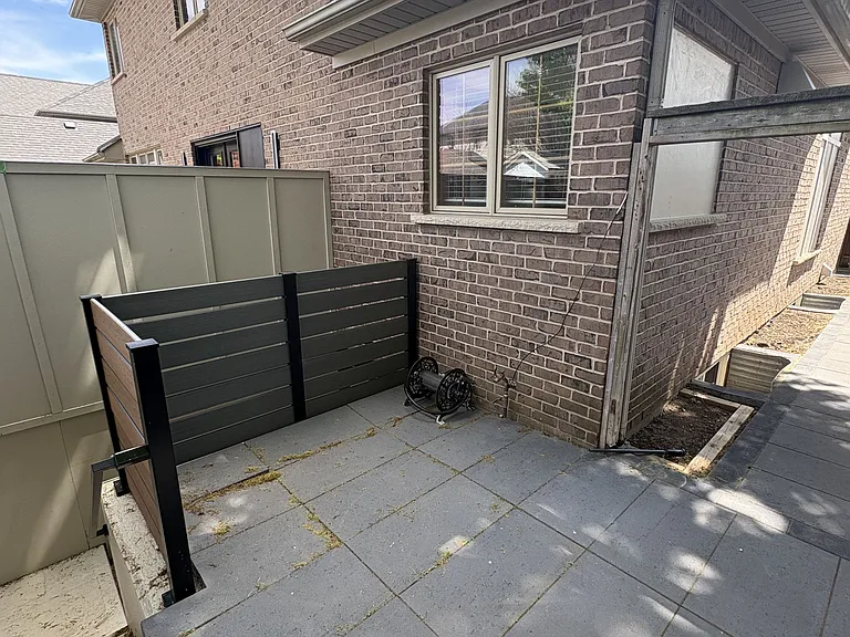 71 Stella St — Photo 14