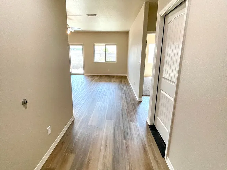 2478 Weatherwood Way — Photo 5