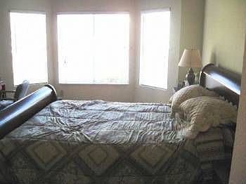 4th image of 2050 Camino De La Reina Unit 301
