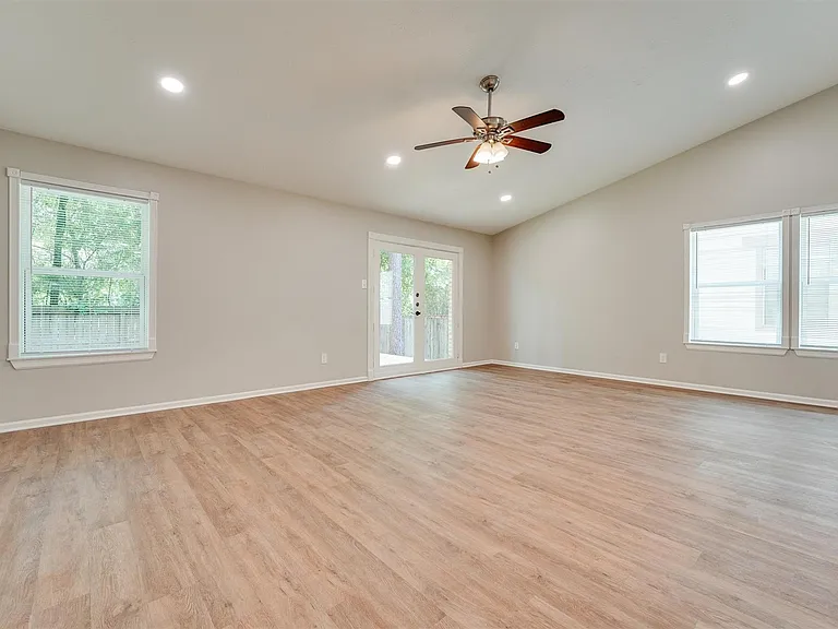 21 E Brookberry Ct — Photo 12