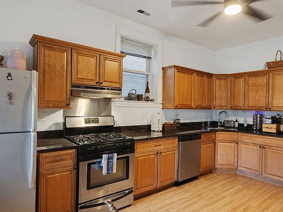 2nd image of 1817 N Marshfield Ave #Gn
