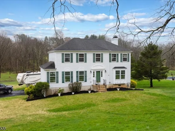 72 Bowerstown Rd, Washington Twp., NJ 07882