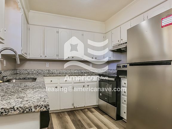 8-Kitchen