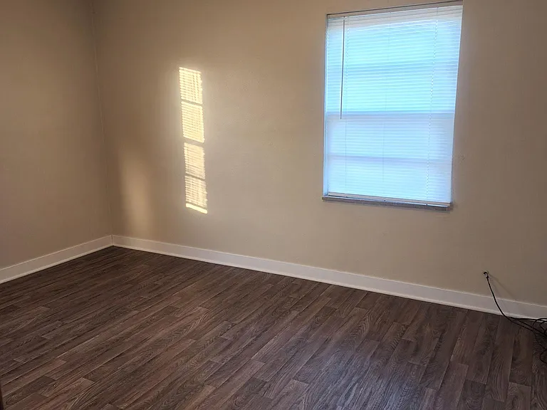4407 Henry Ave #2 — Photo 13