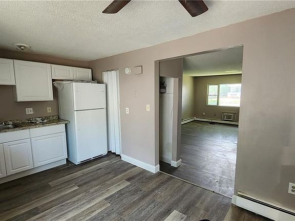 2nd image of 611A 61st St