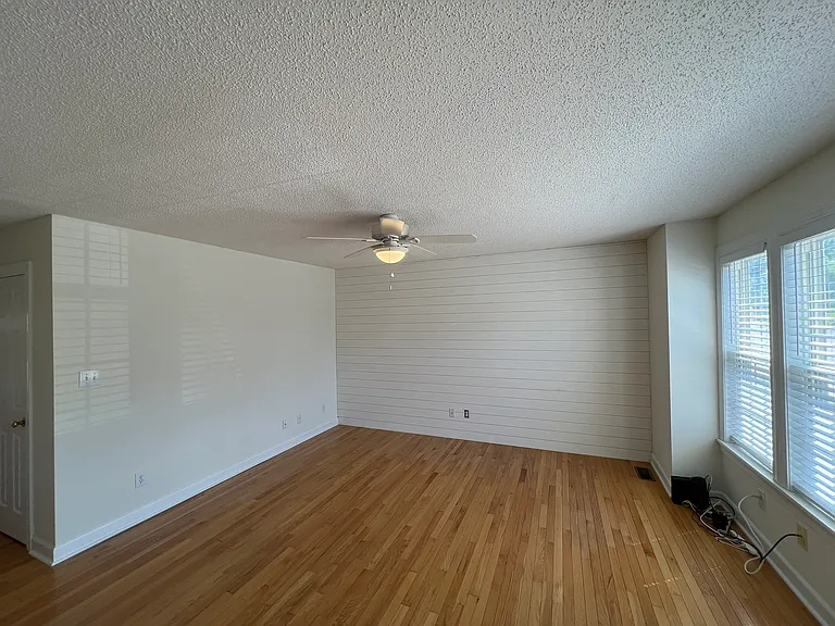 1722 Stroll Cir — Photo 2