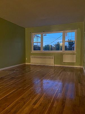 3rd image of 606 E 80th St #3