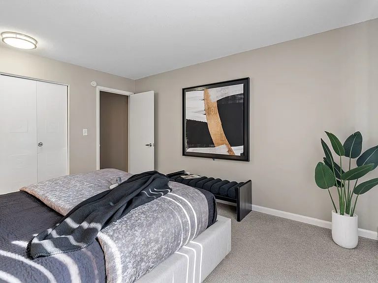 Park 85 Apartments — Photo 15
