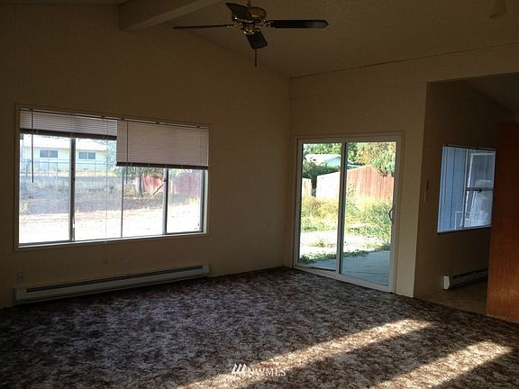 5th image of 216 218 Beale Avenue