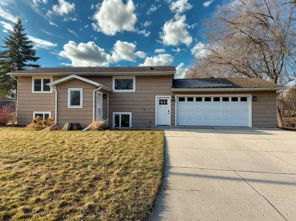 128 E Channing Ave, Fergus Falls, MN 56537