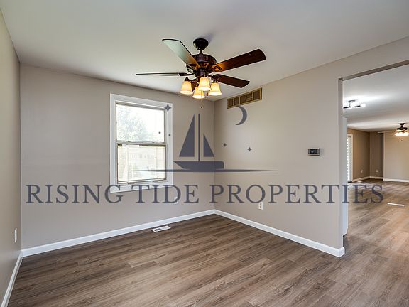 5th image of 5413 Split Rock Dr