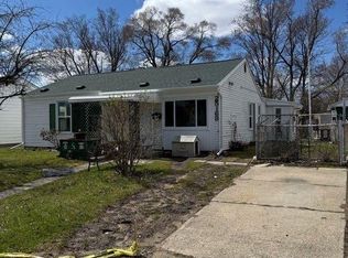 25169 Hayes Blvd, Warren, MI 48089