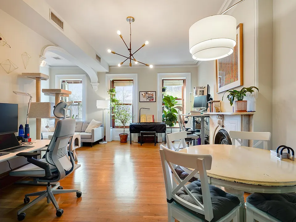 278 Montgomery St #3