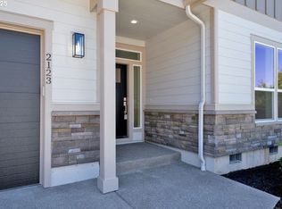 2123 NE Spitz Rd, Canby, OR 97013