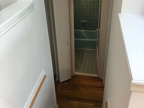 5th image of 65 E 11th St APT 7A