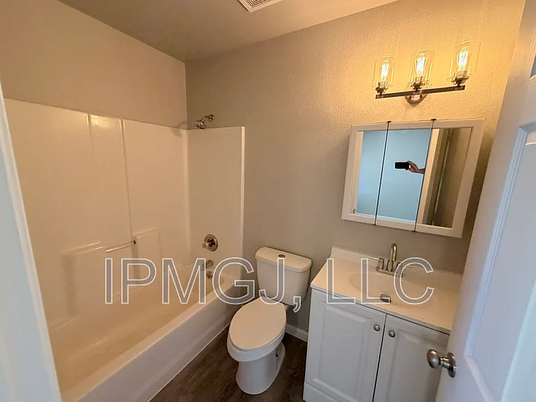 3246.5 Downey Ct #3 — Photo 9