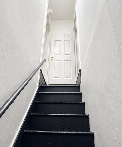 610 Warren St #5 — Photo 4