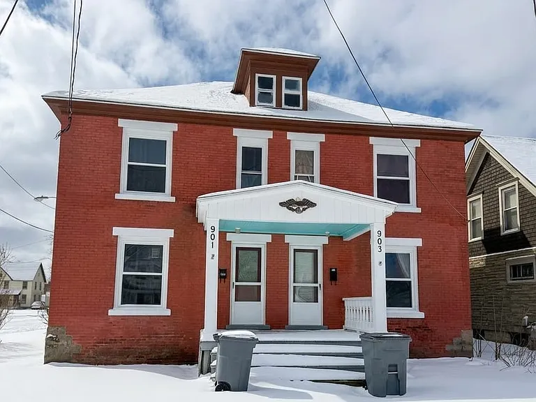903 W Main St #903 — Photo 1