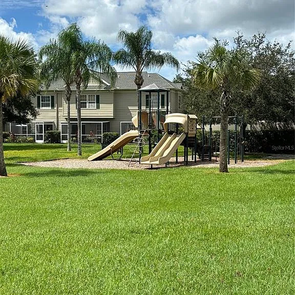 7635 Plantation Cir #7635 — Photo 14