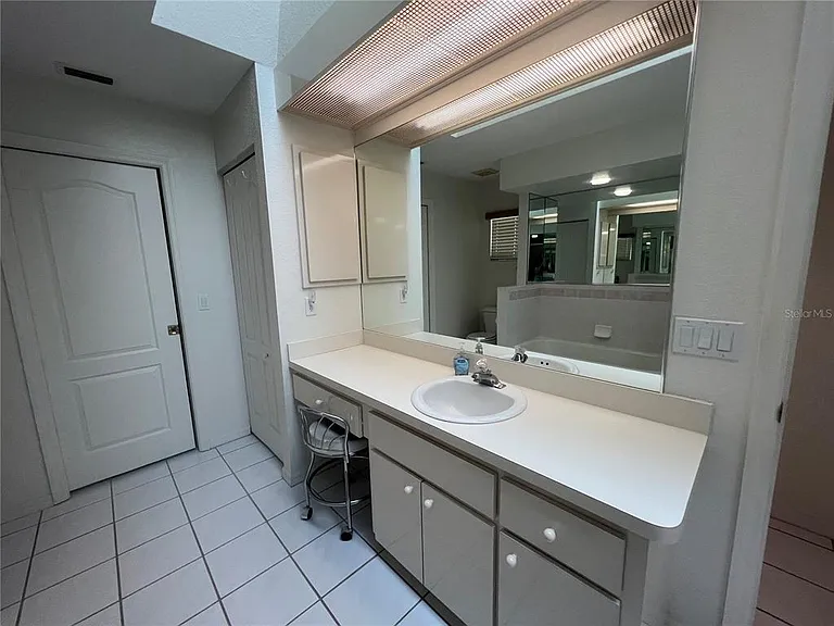 2300 Mauritania Rd — Photo 32