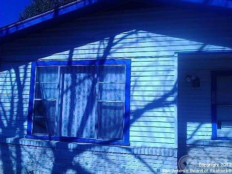 2nd image of 439 Lincolnshire Dr