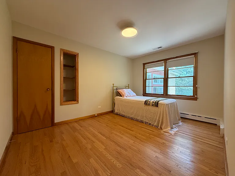 533 Ridge Ave — Photo 6