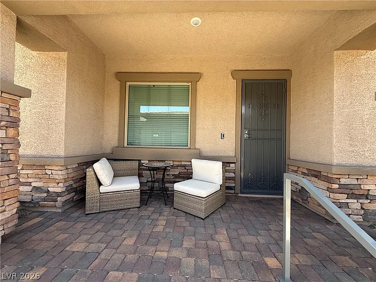 208 Bellini Peak Ave — Photo 3