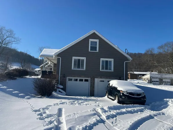 6465 Mason Dixon Hwy, Blacksville, WV 26521