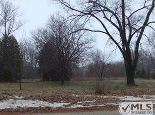 2686 Hall Rd, Muskegon, MI 49442