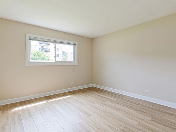 5th image of 1230 Brown St APT 1W