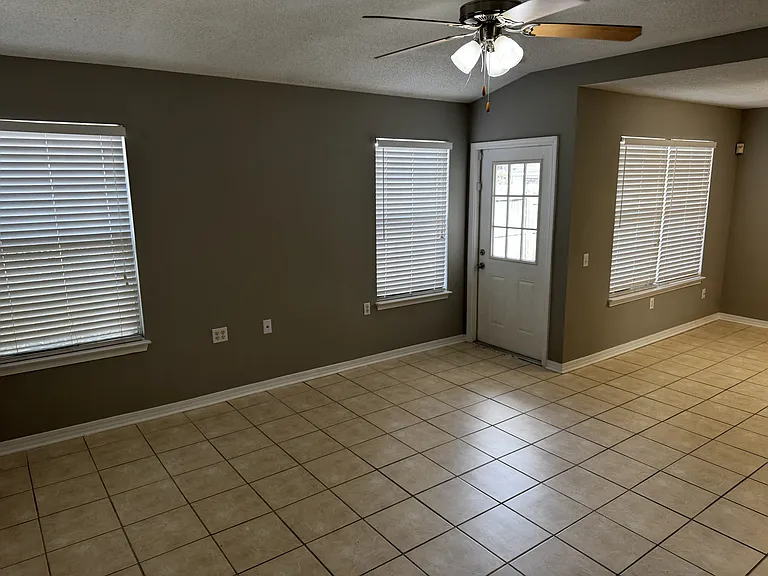 9184 Arand Dr — Photo 5
