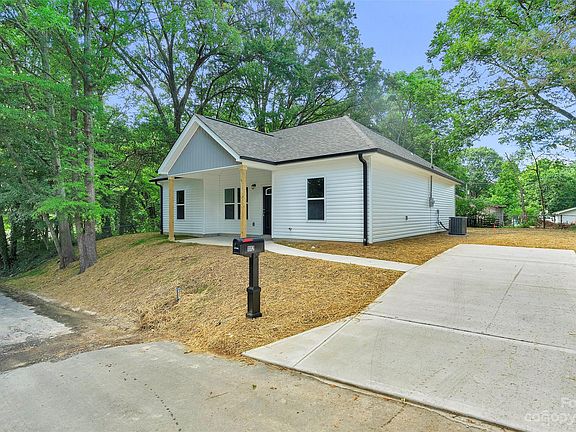 2nd image of 1112 Little Ave