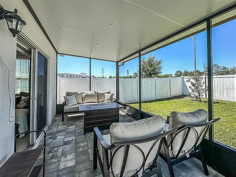 810 Bocavista Ct — Photo 32