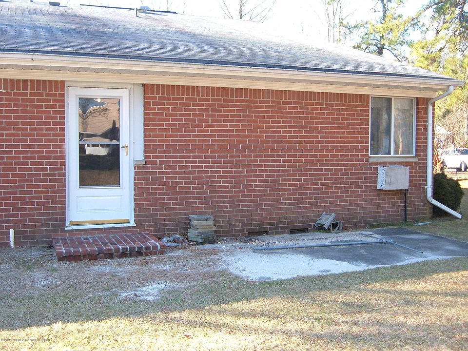 2nd image of 7A Monticello Dr