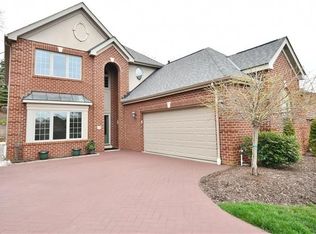 200 Prestonwood Ln, Mcmurray, PA