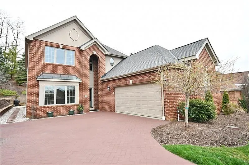 200 Prestonwood Ln photo 1