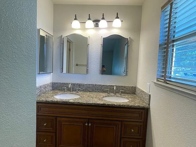 9270 Emerald Crest Dr — Photo 11