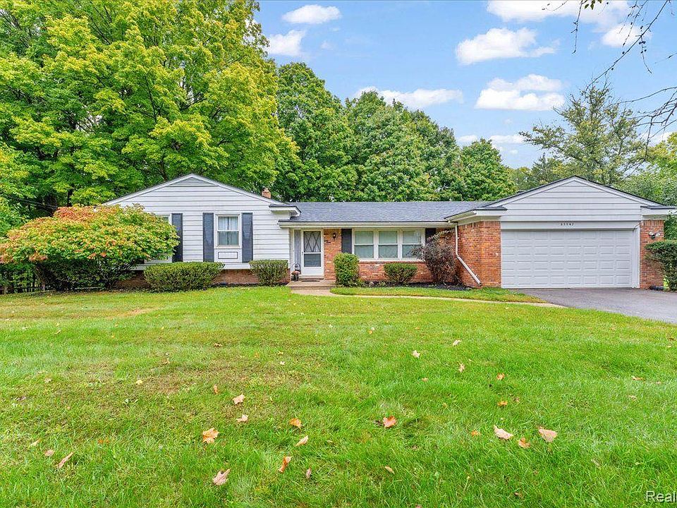 1st image of 35942 Quakertown Ln