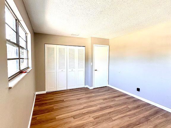 5th image of 450 Tomoka Ave #251