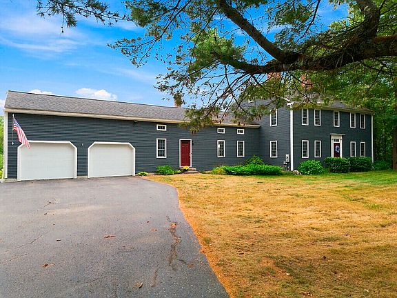 2nd image of 252 Upper Pond Road