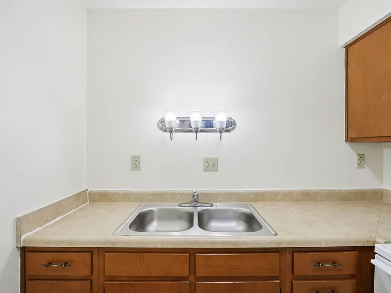 Fountain Park Apartments | Specials Available — Photo 41