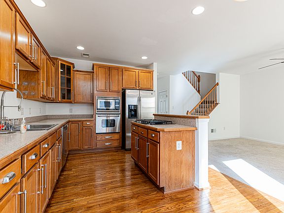 Beautiful kitchen for entertaining