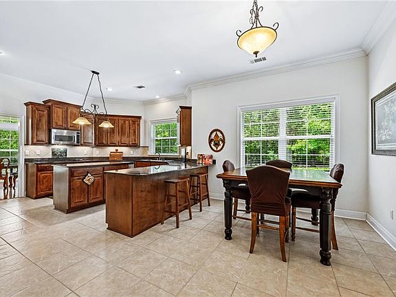 3rd image of 52 Bleu Lake Dr
