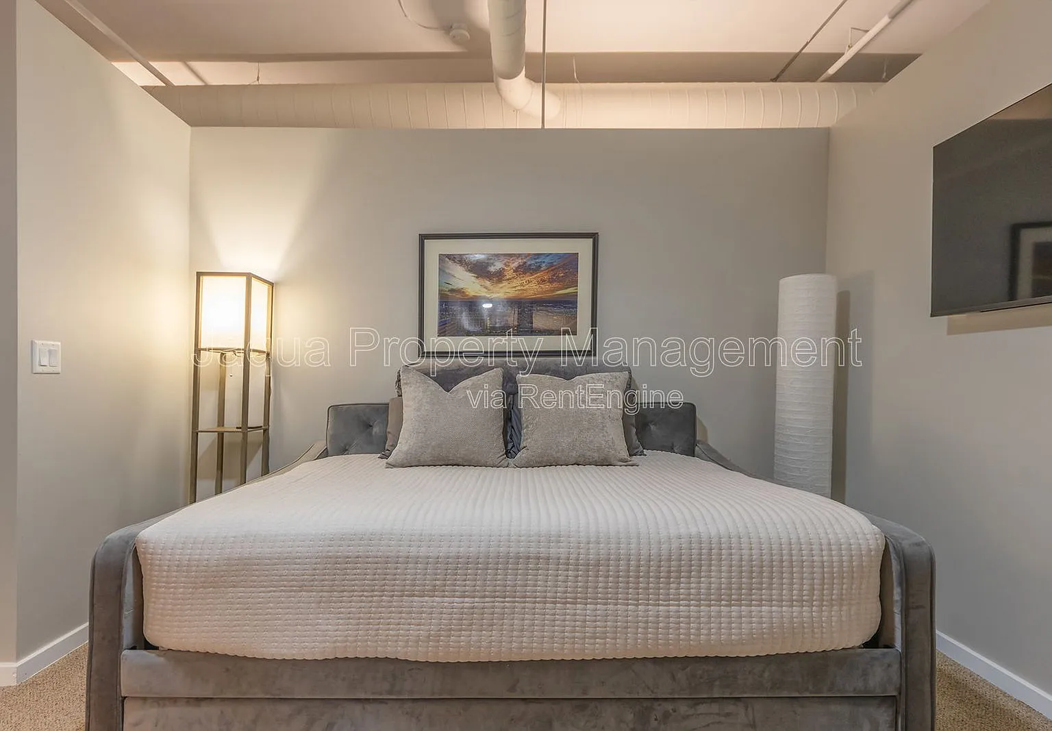 2 bed, 2.0 bath, 1896 sqft, $3,600 — Photo 4